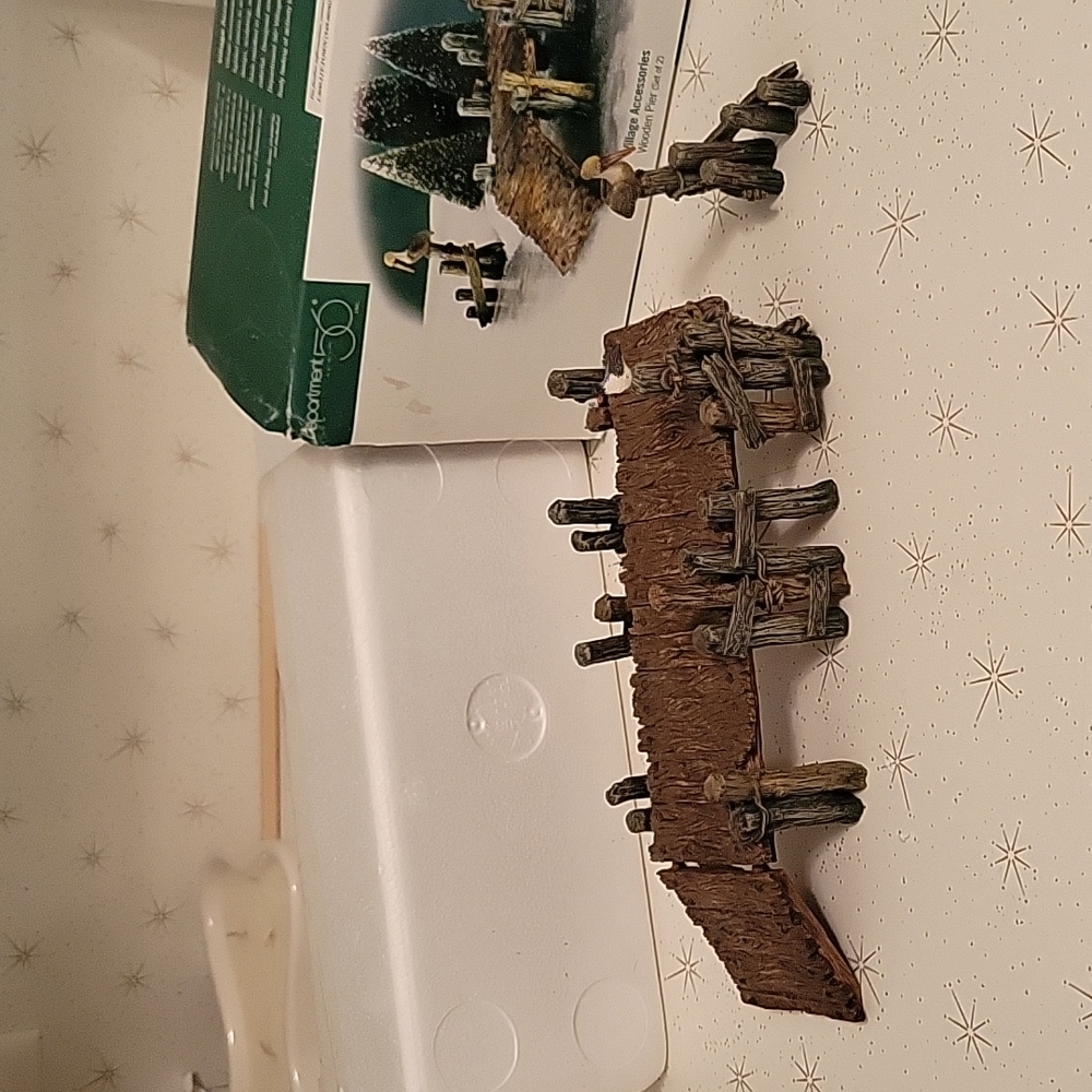 Department 56 Wooden Pier